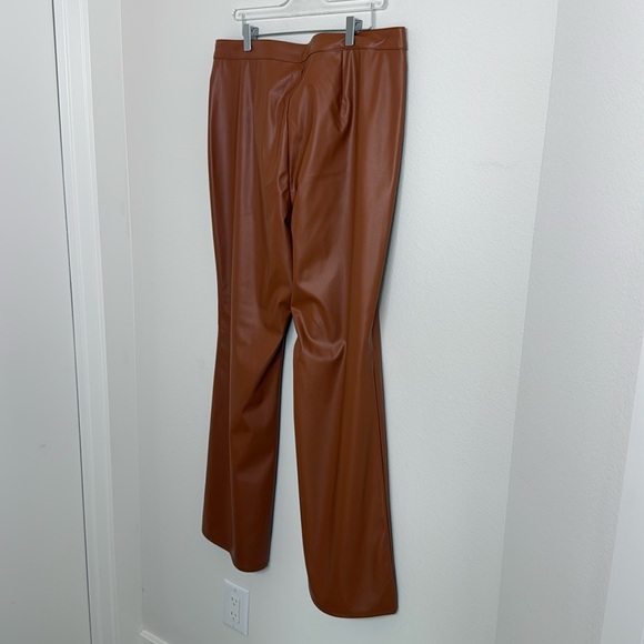 WILD FABLE Faux Leather Flare Leg Pants in Camel Color Sz 16 - Picture 3 of 4